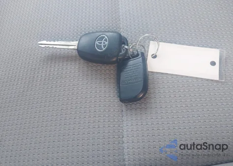 2017 Toyota Rav4 Xle from USA, damaged, VIN 2T3RFREV3HW609976